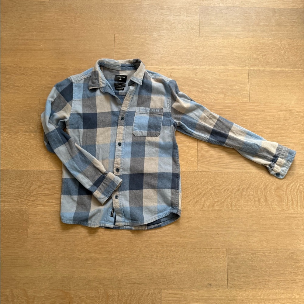 Boys Quicksilver button down. 
Size 12